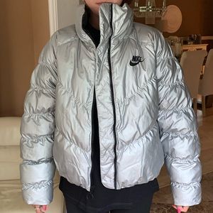 Nike women’s shine jacket